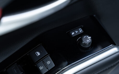 Toyota Highlander, 2025 год, 6 090 000 рублей, 18 фотография