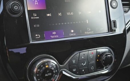 Renault Kaptur I рестайлинг, 2020 год, 1 950 000 рублей, 4 фотография