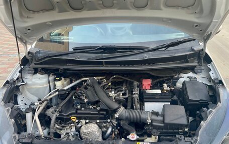 Toyota Yaris, 2022 год, 1 390 000 рублей, 15 фотография