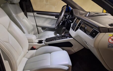 Porsche Macan I рестайлинг, 2015 год, 2 350 000 рублей, 7 фотография