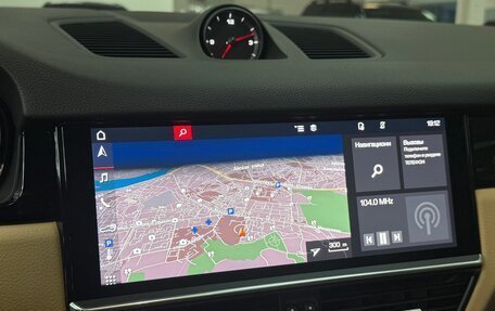 Porsche Cayenne III, 2018 год, 5 990 000 рублей, 14 фотография