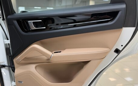 Porsche Cayenne III, 2018 год, 5 990 000 рублей, 31 фотография