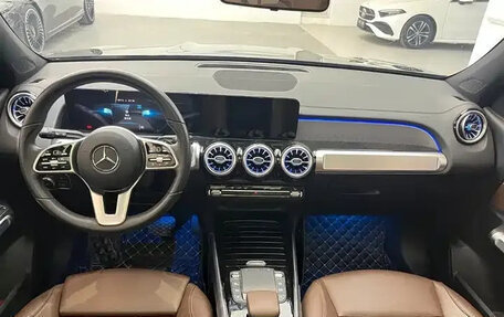 Mercedes-Benz GLB, 2022 год, 2 020 000 рублей, 12 фотография