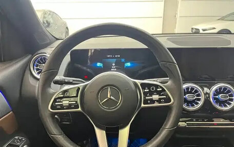 Mercedes-Benz GLB, 2022 год, 2 020 000 рублей, 13 фотография