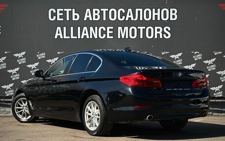 BMW 5 серия, 2019 год, 2 450 000 рублей, 5 фотография