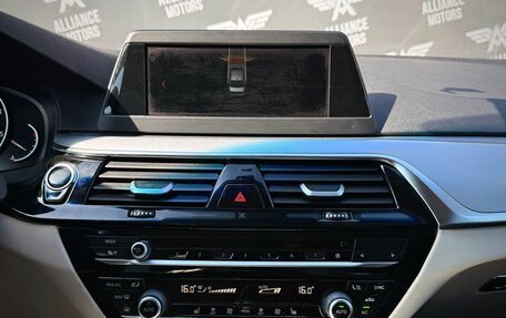 BMW 5 серия, 2019 год, 2 450 000 рублей, 16 фотография