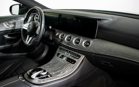 Mercedes-Benz CLS, 2019 год, 4 700 000 рублей, 10 фотография