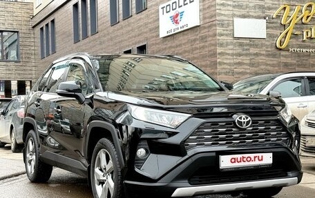 Toyota RAV4, 2021 год, 3 725 000 рублей, 3 фотография