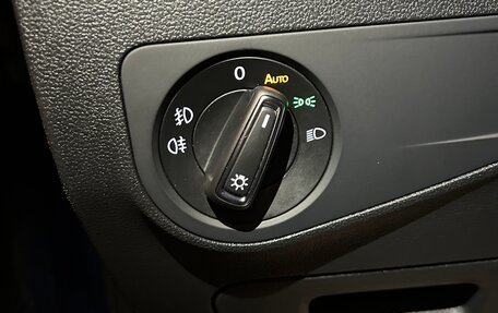 Volkswagen Tiguan II, 2018 год, 2 350 000 рублей, 4 фотография