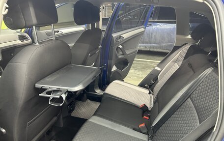 Volkswagen Tiguan II, 2018 год, 2 350 000 рублей, 19 фотография