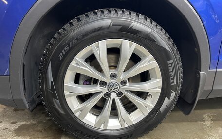 Volkswagen Tiguan II, 2018 год, 2 350 000 рублей, 20 фотография