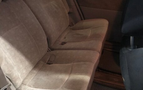 Nissan Liberty, 2001 год, 400 000 рублей, 4 фотография