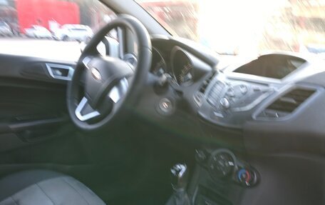 Ford Fiesta, 2016 год, 732 000 рублей, 6 фотография