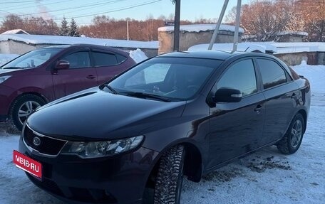 KIA Cerato III, 2010 год, 750 000 рублей, 1 фотография