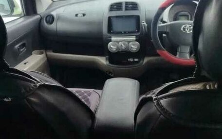 Toyota Passo III, 2005 год, 399 000 рублей, 12 фотография