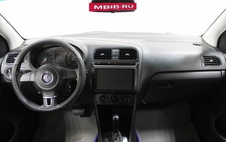 Volkswagen Polo VI (EU Market), 2012 год, 899 900 рублей, 7 фотография