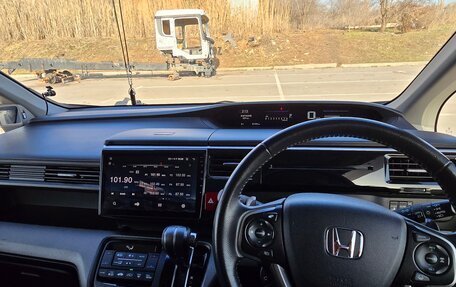 Honda Stepwgn IV, 2018 год, 2 100 000 рублей, 18 фотография