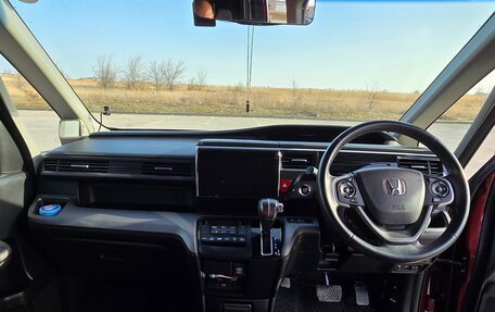 Honda Stepwgn IV, 2018 год, 2 100 000 рублей, 16 фотография