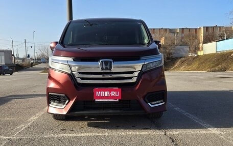 Honda Stepwgn IV, 2018 год, 2 100 000 рублей, 12 фотография