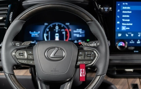 Lexus LM, 2026 год, 19 990 000 рублей, 14 фотография