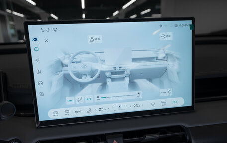 Toyota RAV4, 2025 год, 4 800 000 рублей, 19 фотография