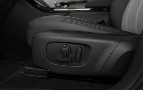 Land Rover Range Rover Evoque II, 2025 год, 6 120 000 рублей, 24 фотография