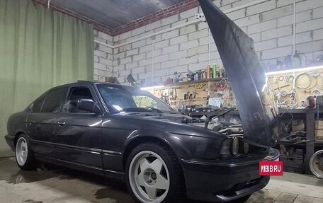 BMW 5 серия, 1991 год, 650 000 рублей, 2 фотография