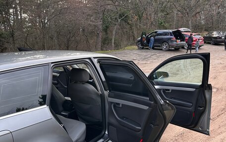 Audi A4, 2005 год, 590 000 рублей, 15 фотография