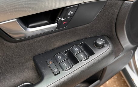 Audi A4, 2005 год, 590 000 рублей, 28 фотография