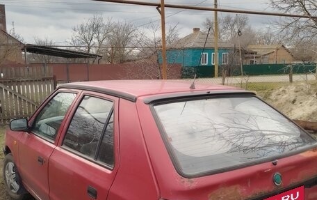 Skoda Felicia I рестайлинг, 1997 год, 140 000 рублей, 2 фотография