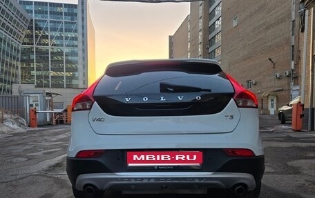 Volvo V40 Cross Country I, 2017 год, 1 250 000 рублей, 7 фотография