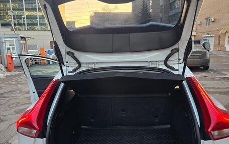 Volvo V40 Cross Country I, 2017 год, 1 250 000 рублей, 20 фотография