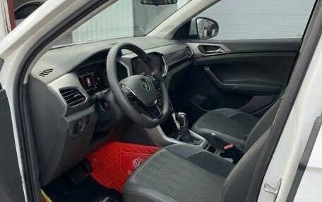 Volkswagen T-Cross I, 2021 год, 1 400 000 рублей, 3 фотография