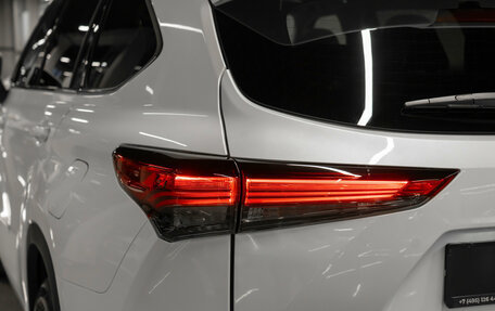 Toyota Highlander, 2025 год, 5 600 000 рублей, 30 фотография