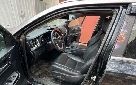 Toyota Highlander III, 2014 год, 2 750 000 рублей, 6 фотография