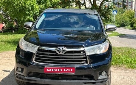 Toyota Highlander III, 2014 год, 2 750 000 рублей, 13 фотография