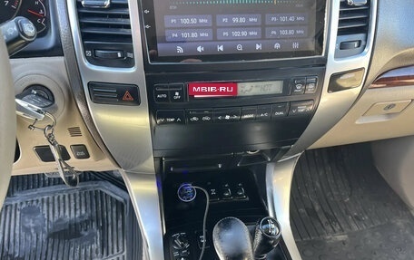 Toyota Land Cruiser Prado 120 рестайлинг, 2006 год, 1 700 000 рублей, 4 фотография