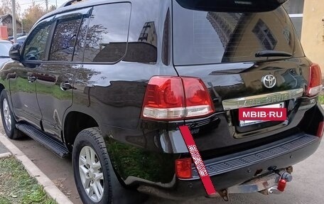 Toyota Land Cruiser 200, 2008 год, 2 900 000 рублей, 8 фотография