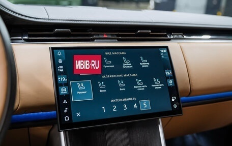 Land Rover Range Rover IV рестайлинг, 2025 год, 27 800 000 рублей, 34 фотография