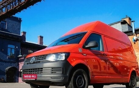 Volkswagen Transporter T6 рестайлинг, 2016 год, 3 000 000 рублей, 3 фотография