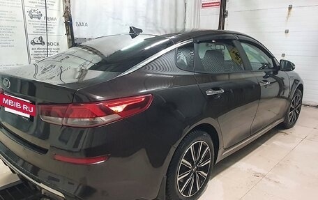 KIA Optima IV, 2018 год, 2 300 000 рублей, 5 фотография