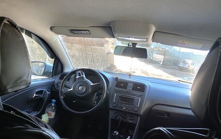 Volkswagen Polo VI (EU Market), 2013 год, 720 000 рублей, 4 фотография