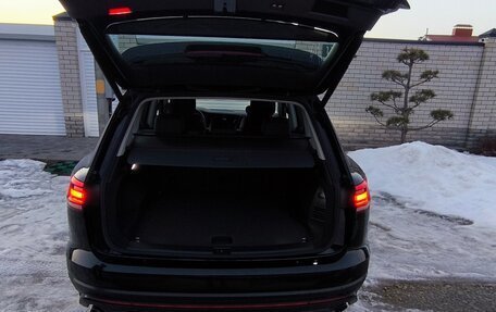 Volkswagen Touareg III, 2018 год, 6 050 000 рублей, 9 фотография