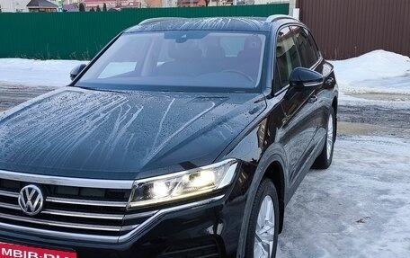 Volkswagen Touareg III, 2018 год, 6 050 000 рублей, 4 фотография