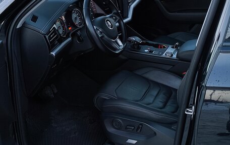 Volkswagen Touareg III, 2018 год, 6 050 000 рублей, 13 фотография