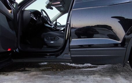 Volkswagen Touareg III, 2018 год, 6 050 000 рублей, 15 фотография