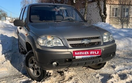 Chevrolet Niva I рестайлинг, 2010 год, 460 000 рублей, 20 фотография