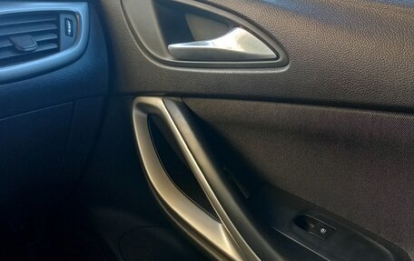 Opel Astra K, 2020 год, 1 380 000 рублей, 2 фотография