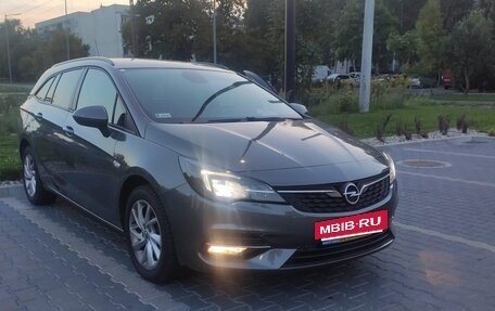 Opel Astra K, 2020 год, 1 380 000 рублей, 11 фотография
