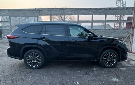 Toyota Highlander, 2026 год, 4 220 000 рублей, 5 фотография